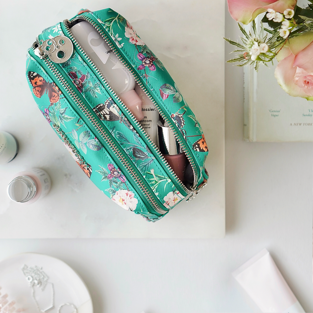 Essential Wash Bag | Butterfly Spirit Joana Fulana
