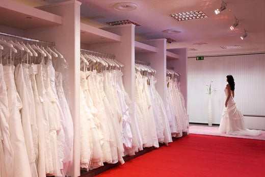 How to Find the right Wedding Dress Range for Wholesale? Wedding Season Trends