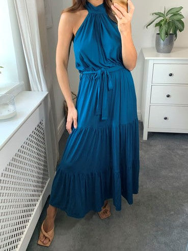HALTER NECK TIERED MAXI DRESS WITH SELF FABRIC BELT Signage