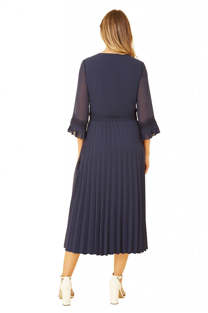 yumi embroidered dress Yumi Amsale